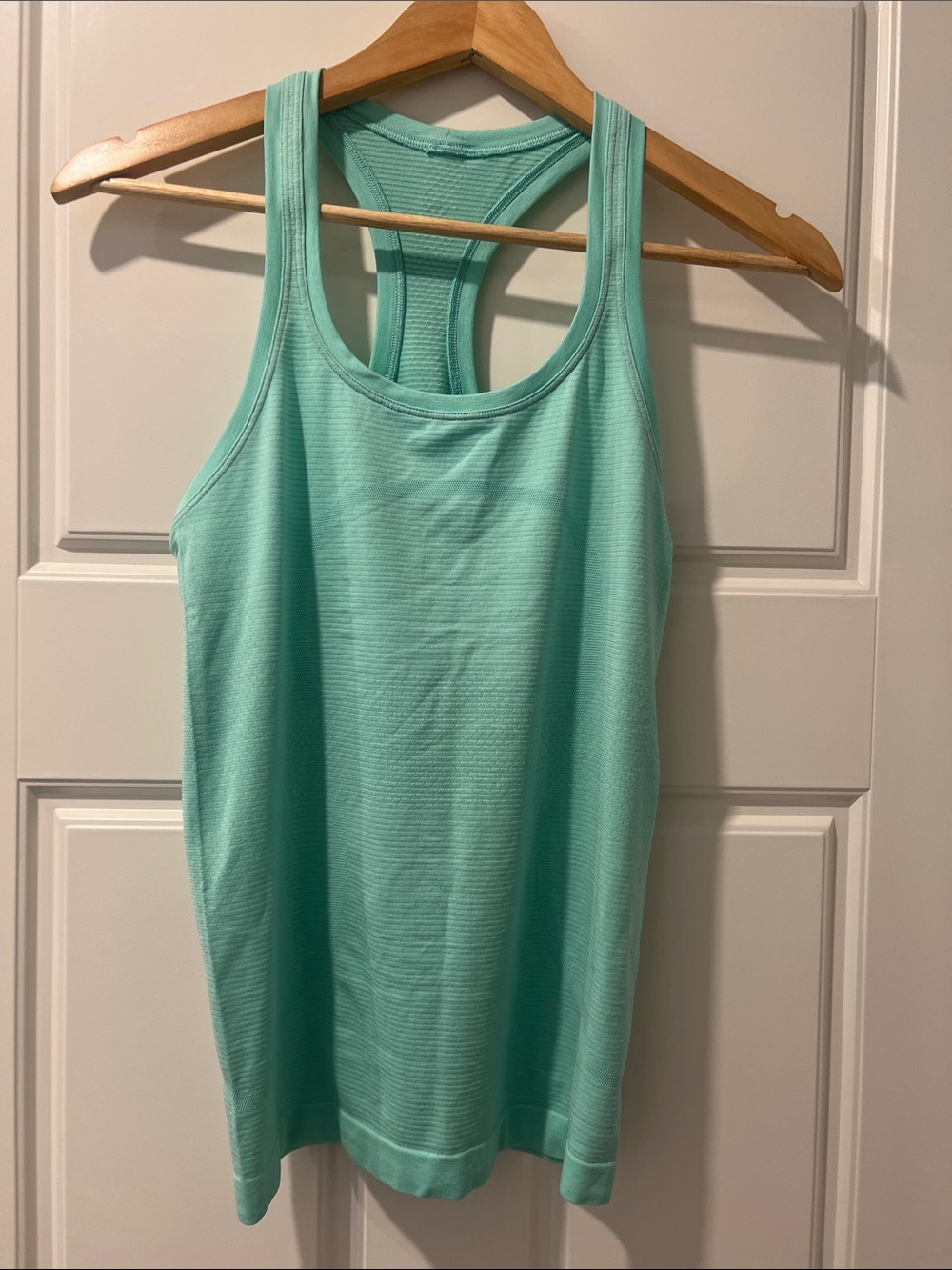 Lululemon Women’s Racerback Tank Top - Mint Green